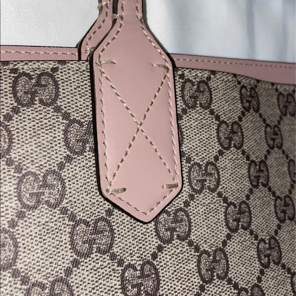 Gucci - Picture 2 of 11